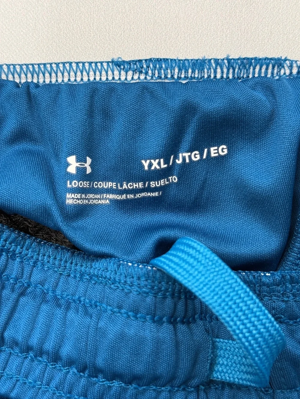 Under Armour Athletic Shorts Blue Loose Fit - Boys XL